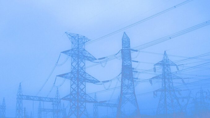 pylons-gc8525cb73_1920