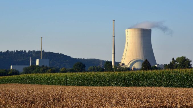 nuclear-power-plant-g5a5077833_1920
